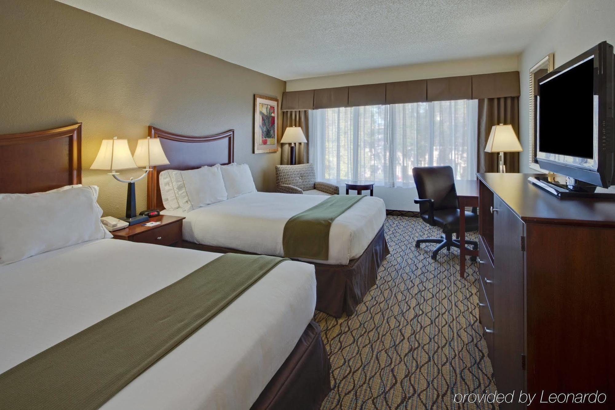 Holiday Inn Express Tampa-Brandon By Ihg Kültér fotó